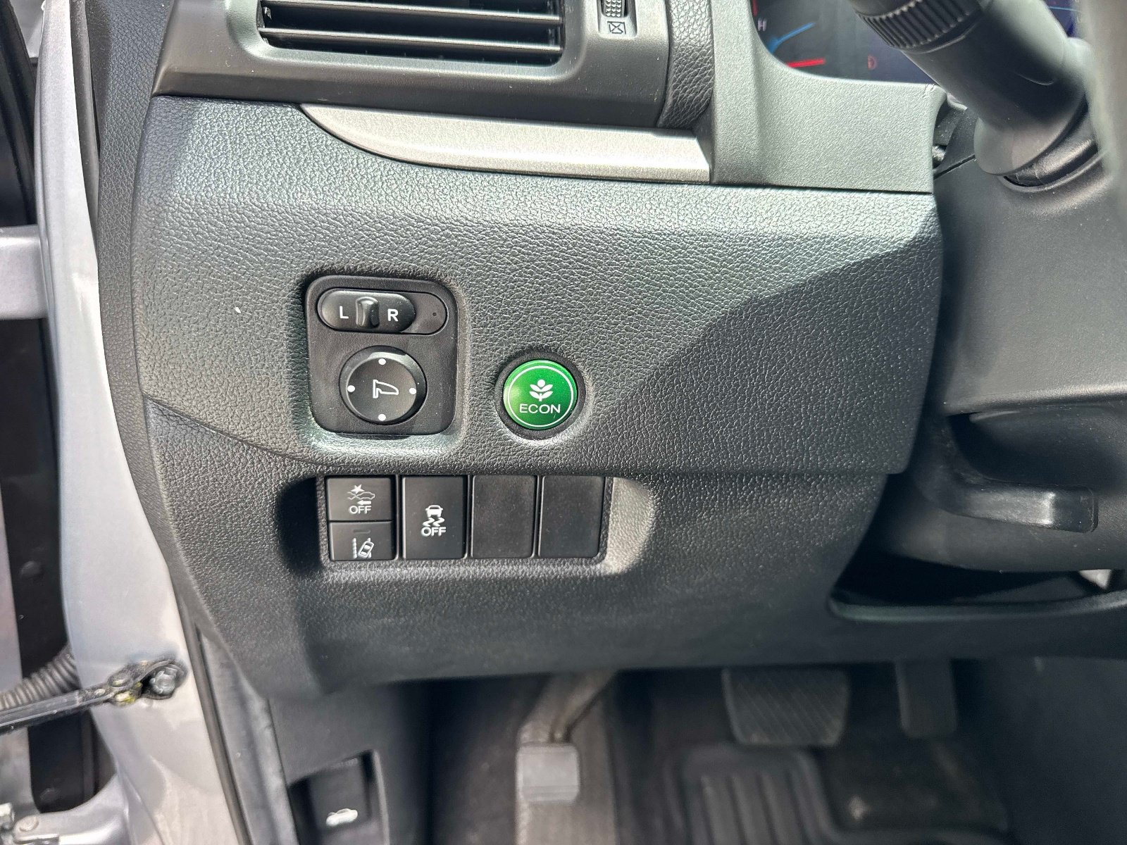 Used 2022 Honda Pilot Sport image 32