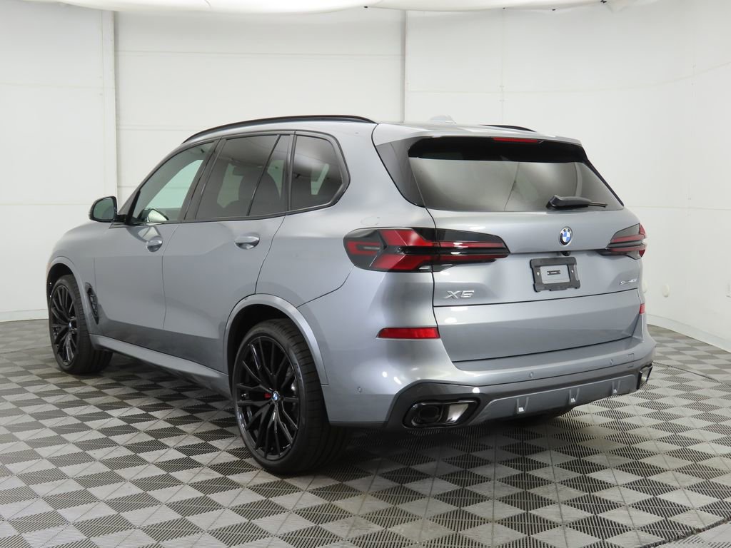New 2026 BMW X5 sDrive40i w/ M Sport Package image 7