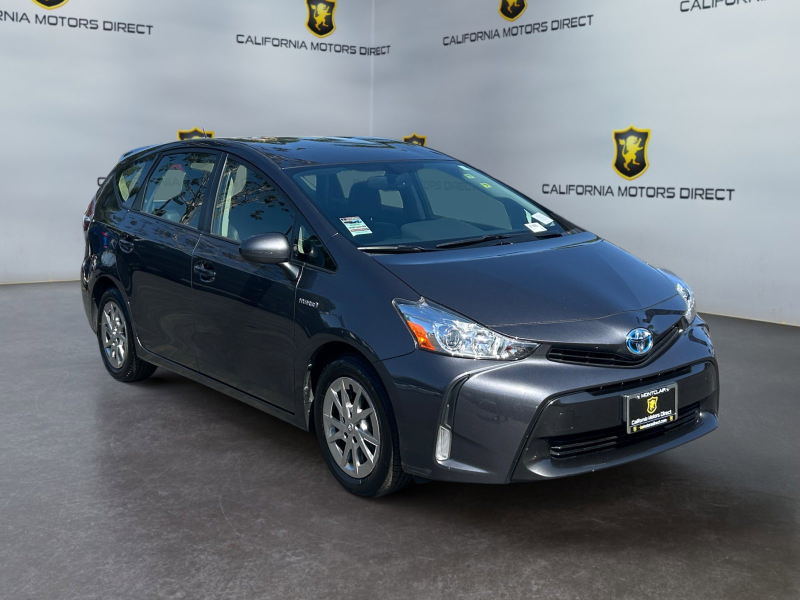 Used 2015 Toyota Prius V Four FWD image 7