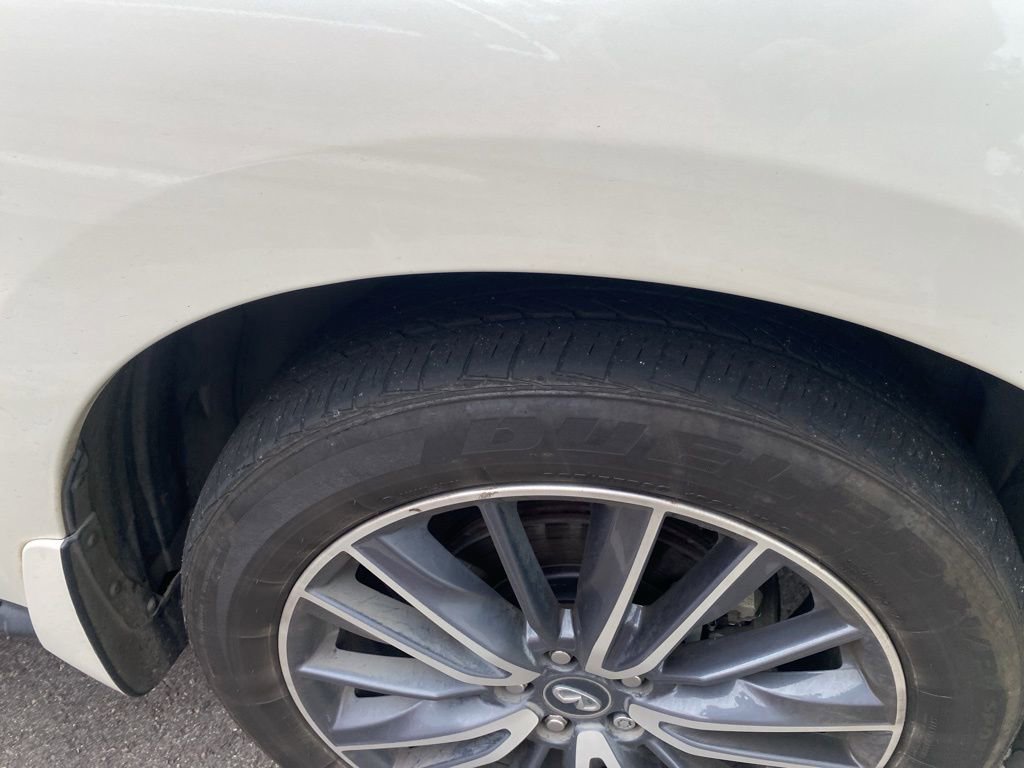 Used 2019 INFINITI QX60 Luxe w/ Sensory Package FWD image 5