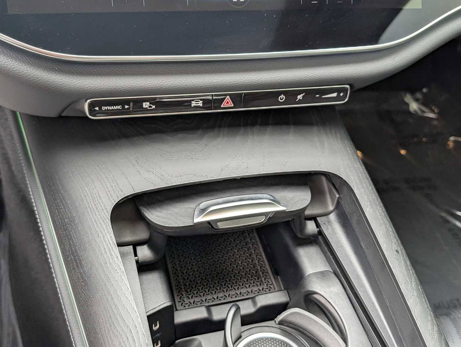 Used 2024 Mercedes-Benz E 350 4MATIC Sedan image 18