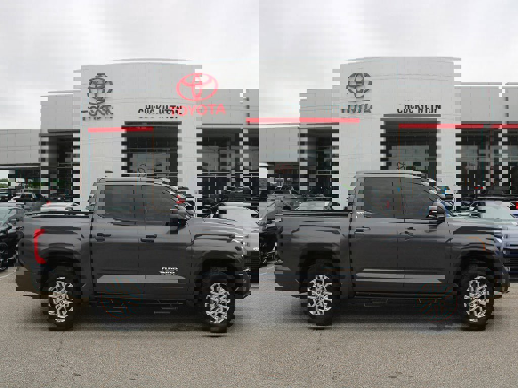 Used 2022 Toyota Tundra SR5 w/ SR5 Premium Package