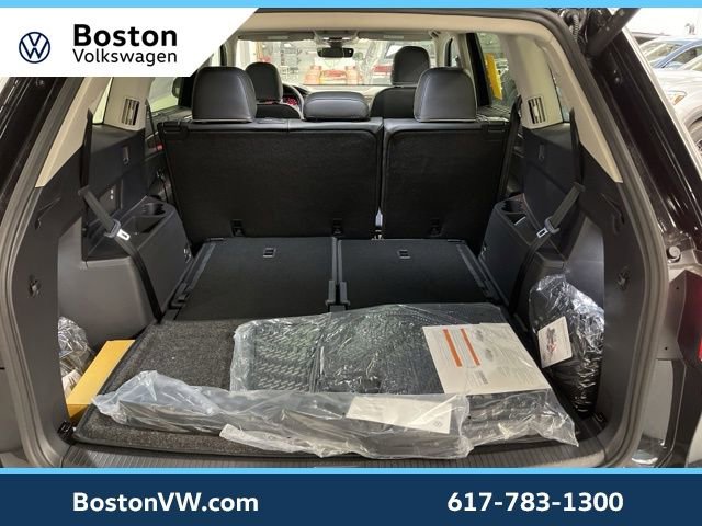 New 2026 Volkswagen Atlas SEL Premium R-Line image 11