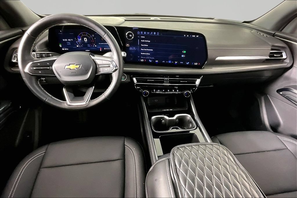 Certified 2026 Chevrolet Traverse LT w/ Driver Confidence Package FWD image 7