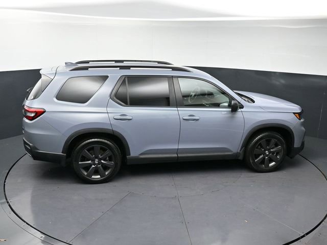 Used 2023 Honda Pilot Sport image 12