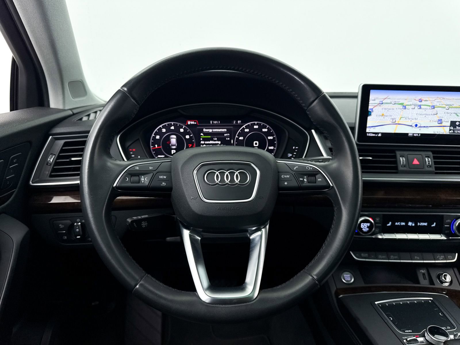 Used 2019 Audi Q5 2.0T Premium Plus w/ Premium Plus Package AWD/4WD image 4