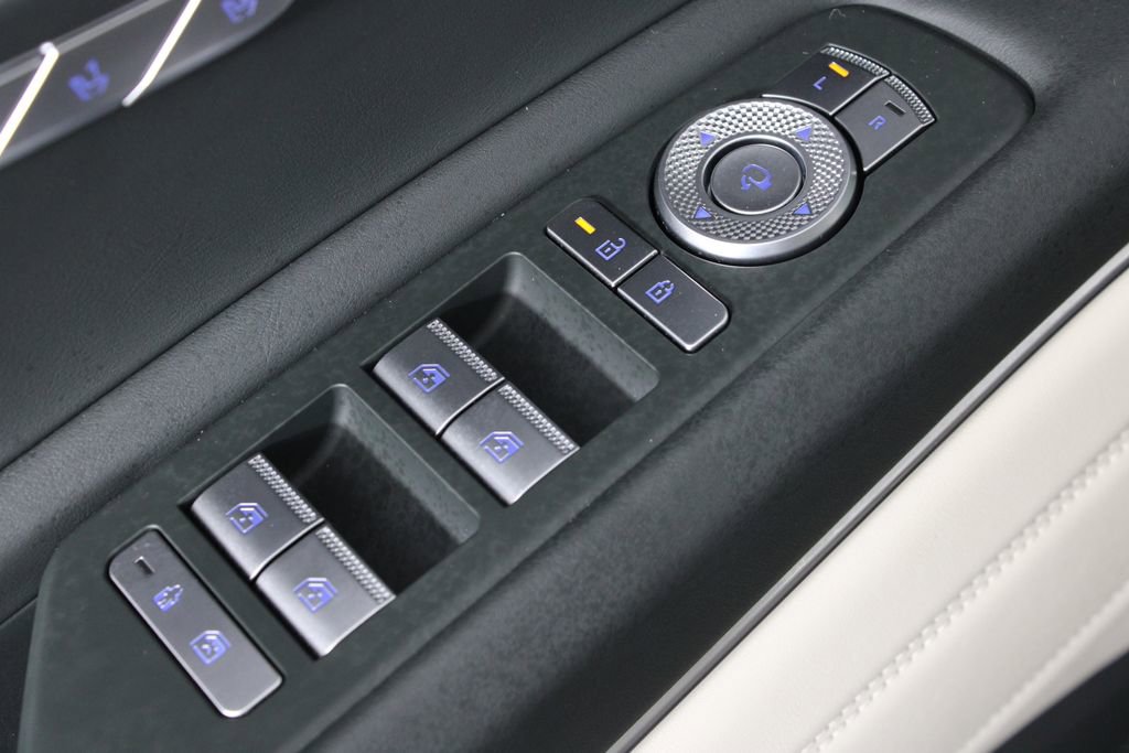 Used 2025 Genesis GV80 3.5T Prestige image 24