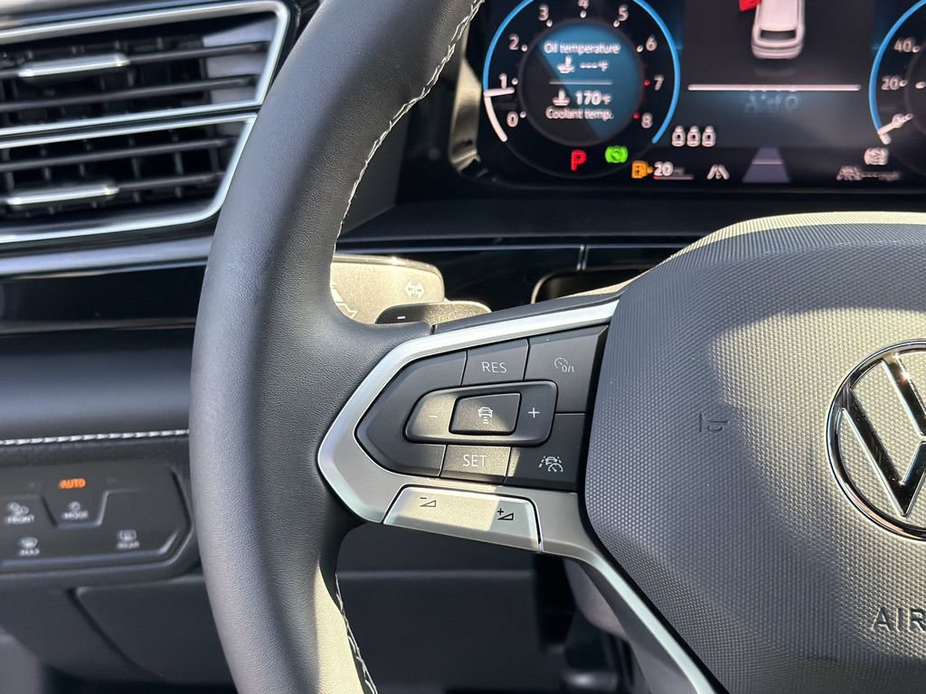 New 2026 Volkswagen Atlas Cross Sport SE FWD image 25