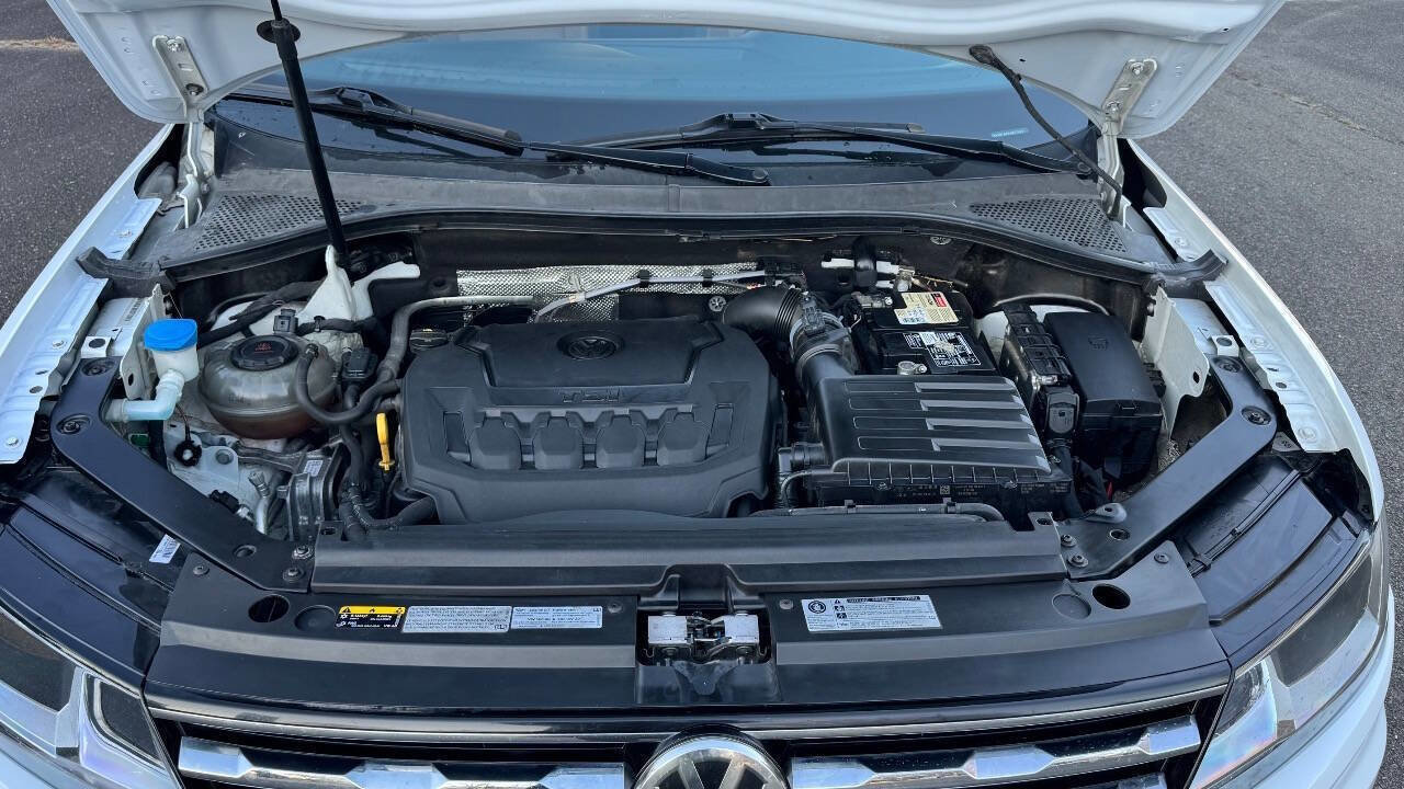 Used 2018 Volkswagen Tiguan SE image 19