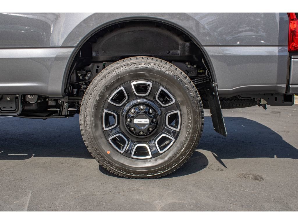 New 2026 Ford F350 Platinum image 14