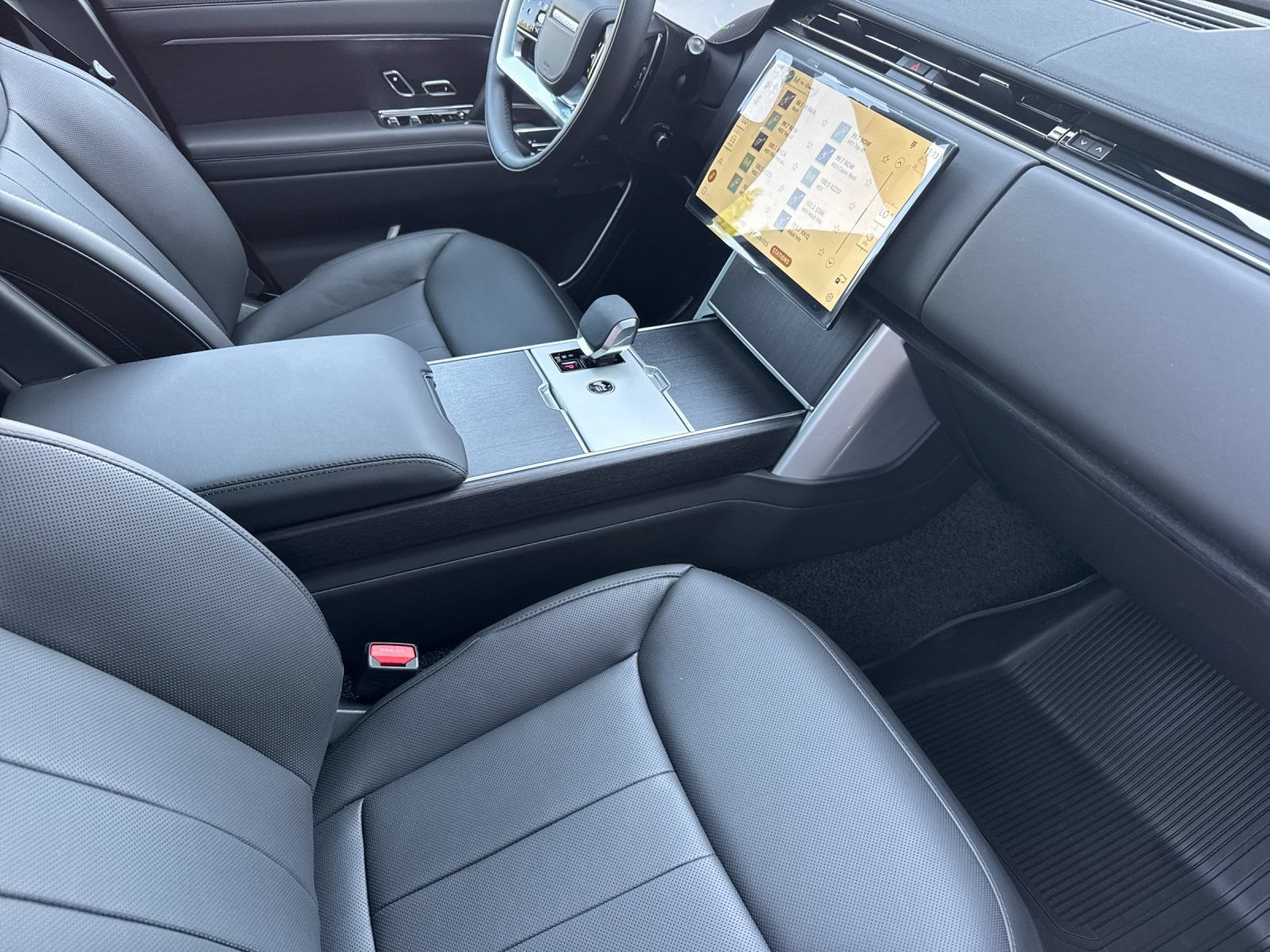New 2026 Land Rover Range Rover SE AWD/4WD image 16