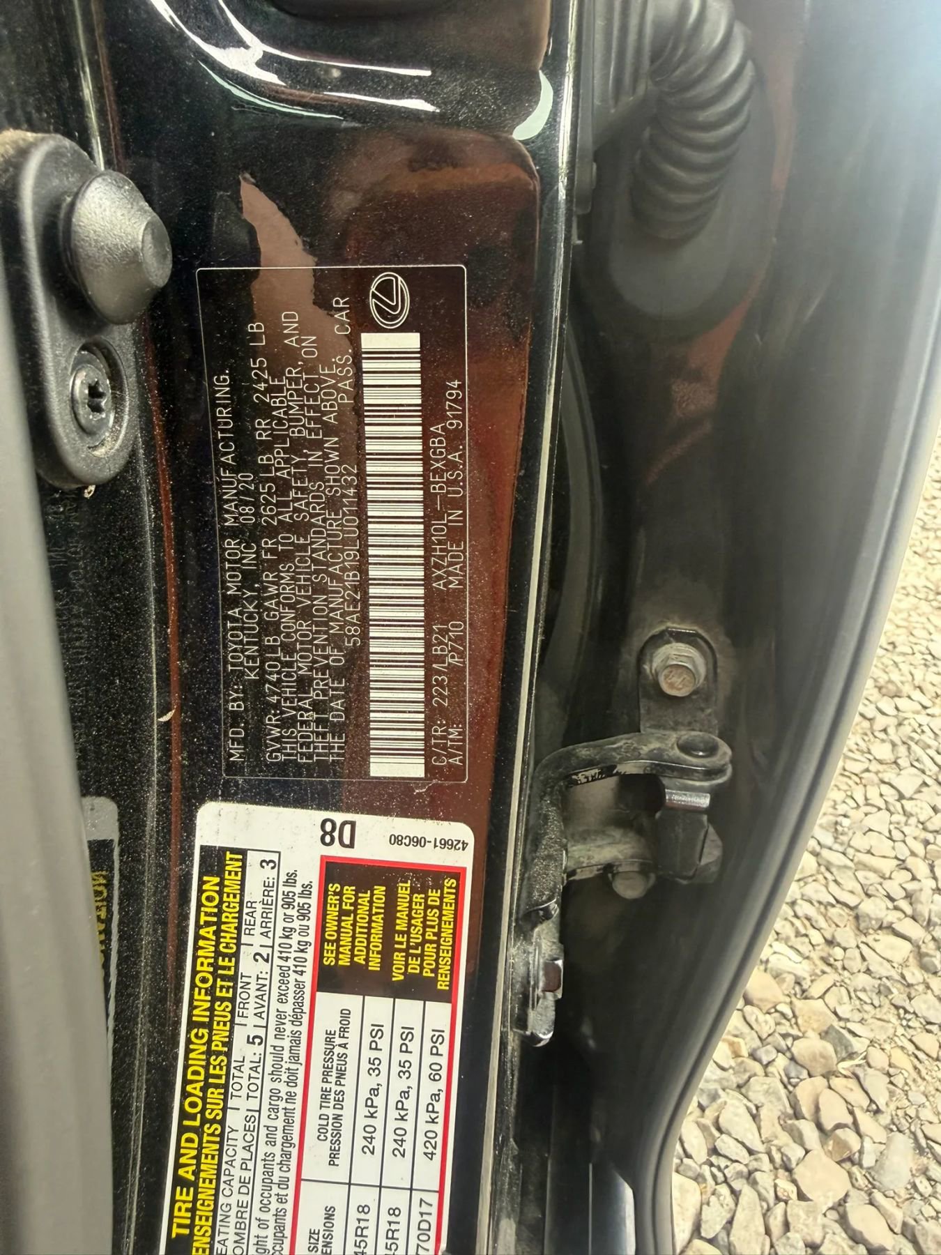 Used 2020 Lexus ES 300h w/ Accessory Package FWD image 34