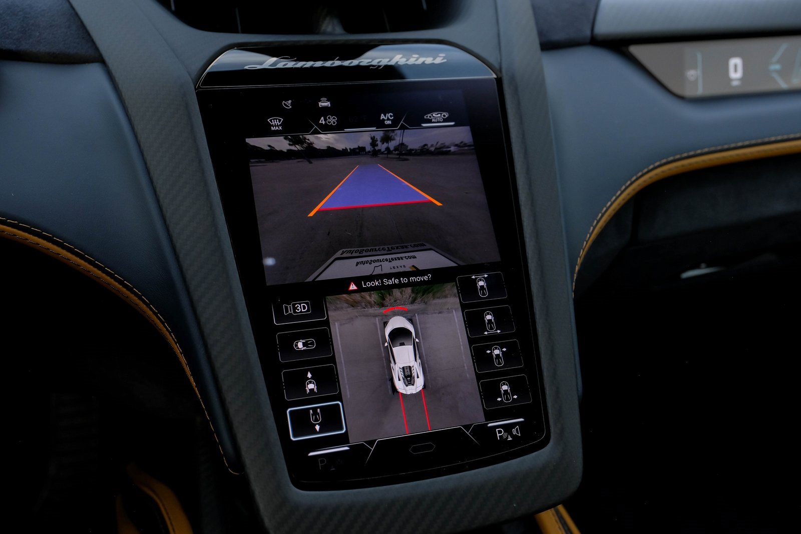 Used 2025 Lamborghini Revuelto image 23