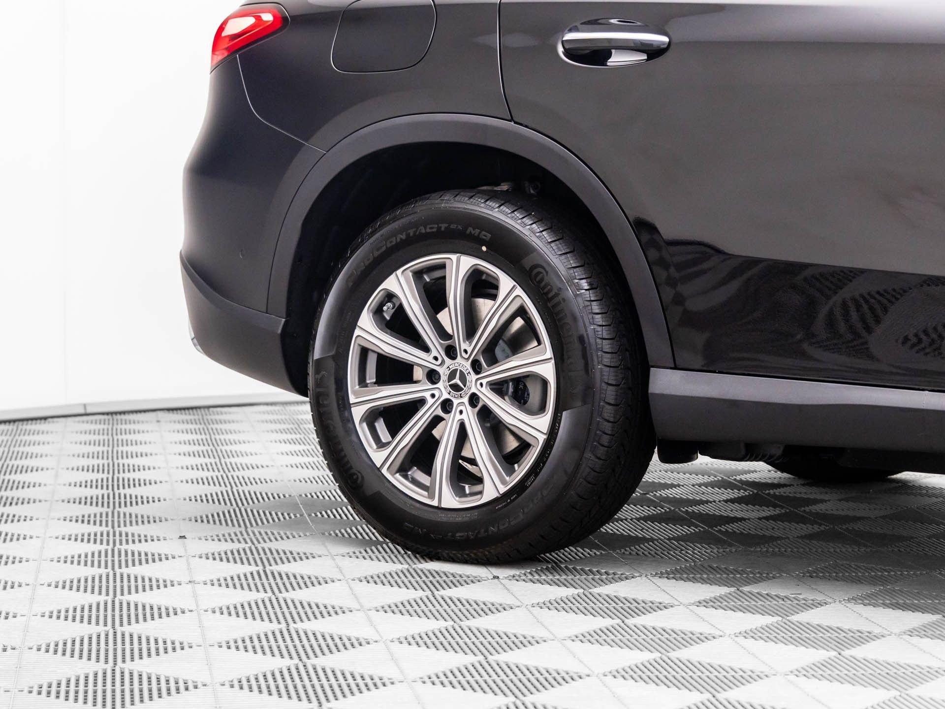 New 2025 Mercedes-Benz GLC 300 4MATIC image 33