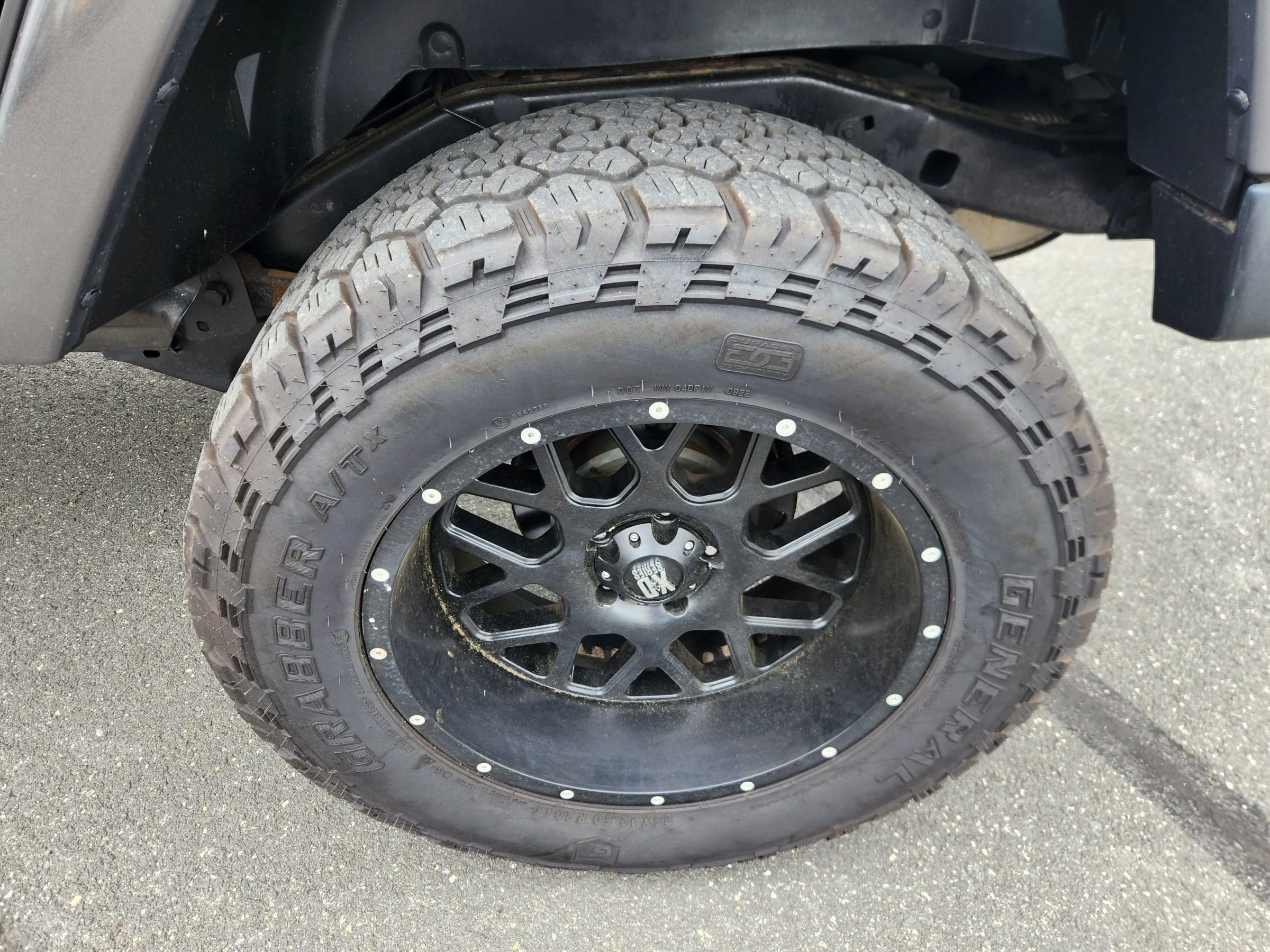 Used 2016 Jeep Wrangler Unlimited Sahara image 24