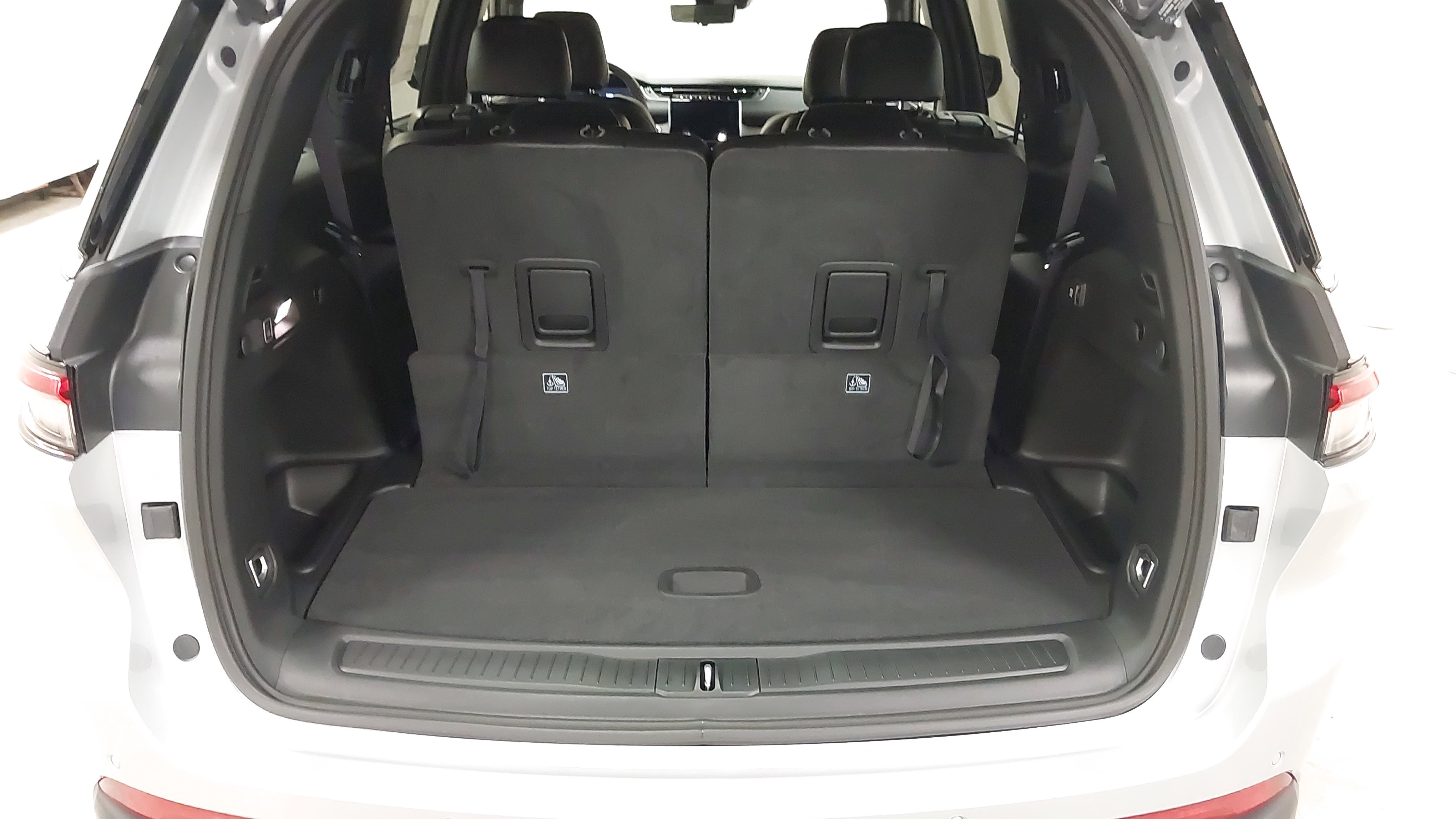 New 2025 Jeep Grand Cherokee L Limited w/ Luxury Tech Group II image 27