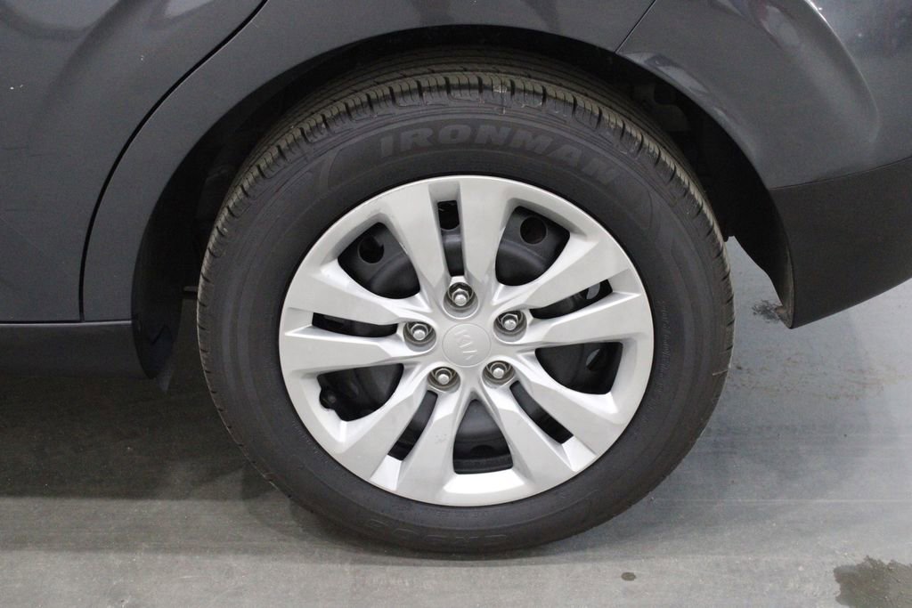 Used 2020 Kia Soul LX image 37