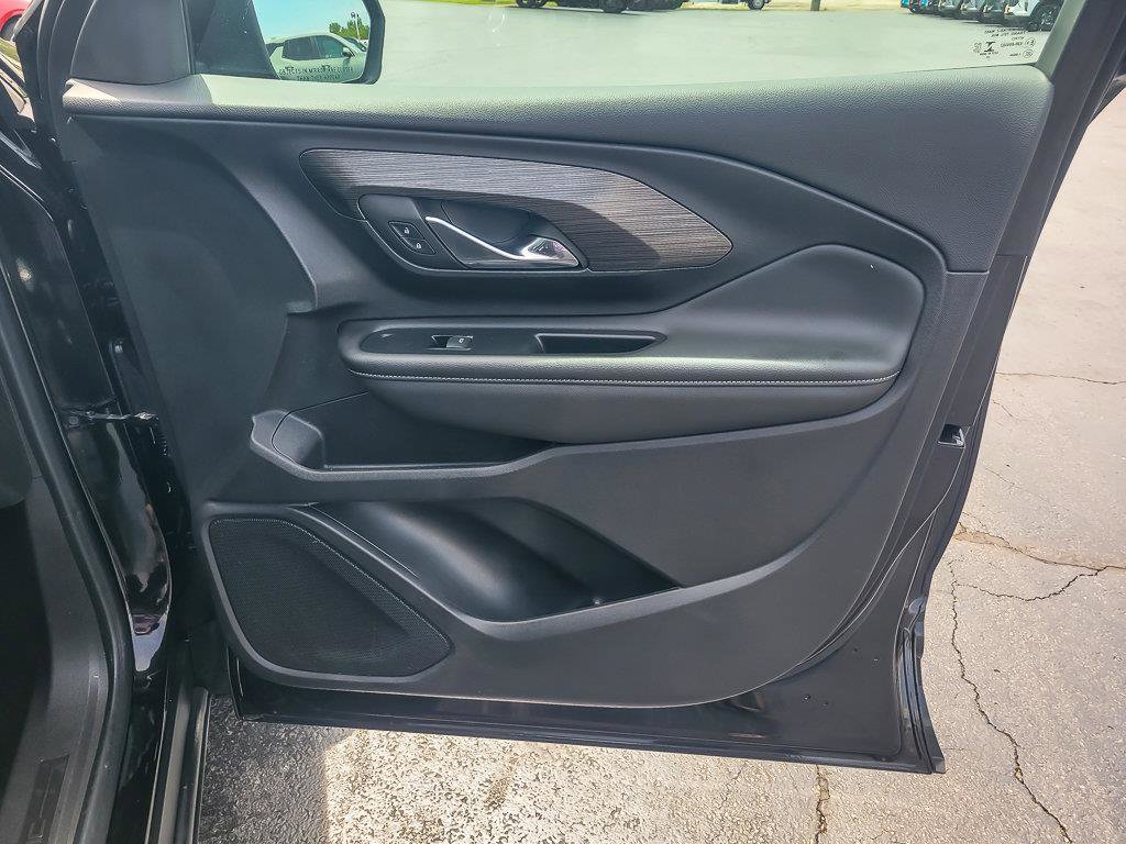 Certified 2023 GMC Terrain SLE w/ Driver Convenience Package FWD image 26