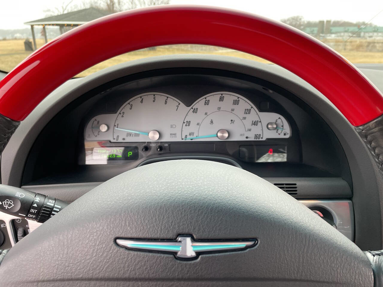 Used 2002 Ford Thunderbird Deluxe image 41