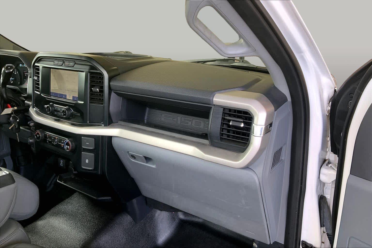 Used 2023 Ford F150 XL w/ Trailer Tow Package RWD image 16