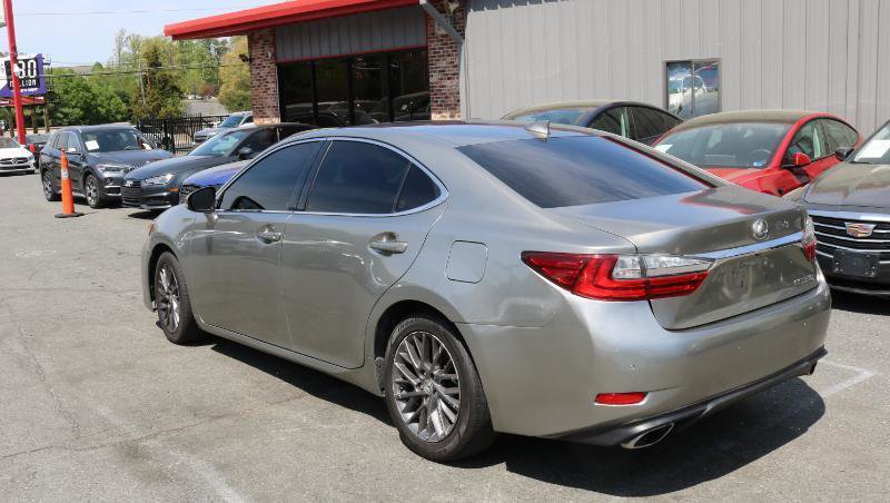 Used 2018 Lexus ES 350 w/ Premier Package FWD image 5