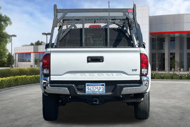 Used 2023 Toyota Tacoma SR5 RWD image 6