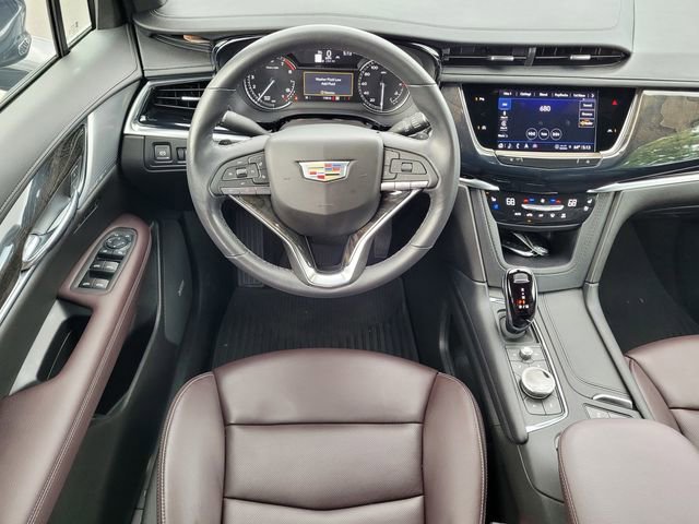 Used 2024 Cadillac XT6 Premium Luxury image 16