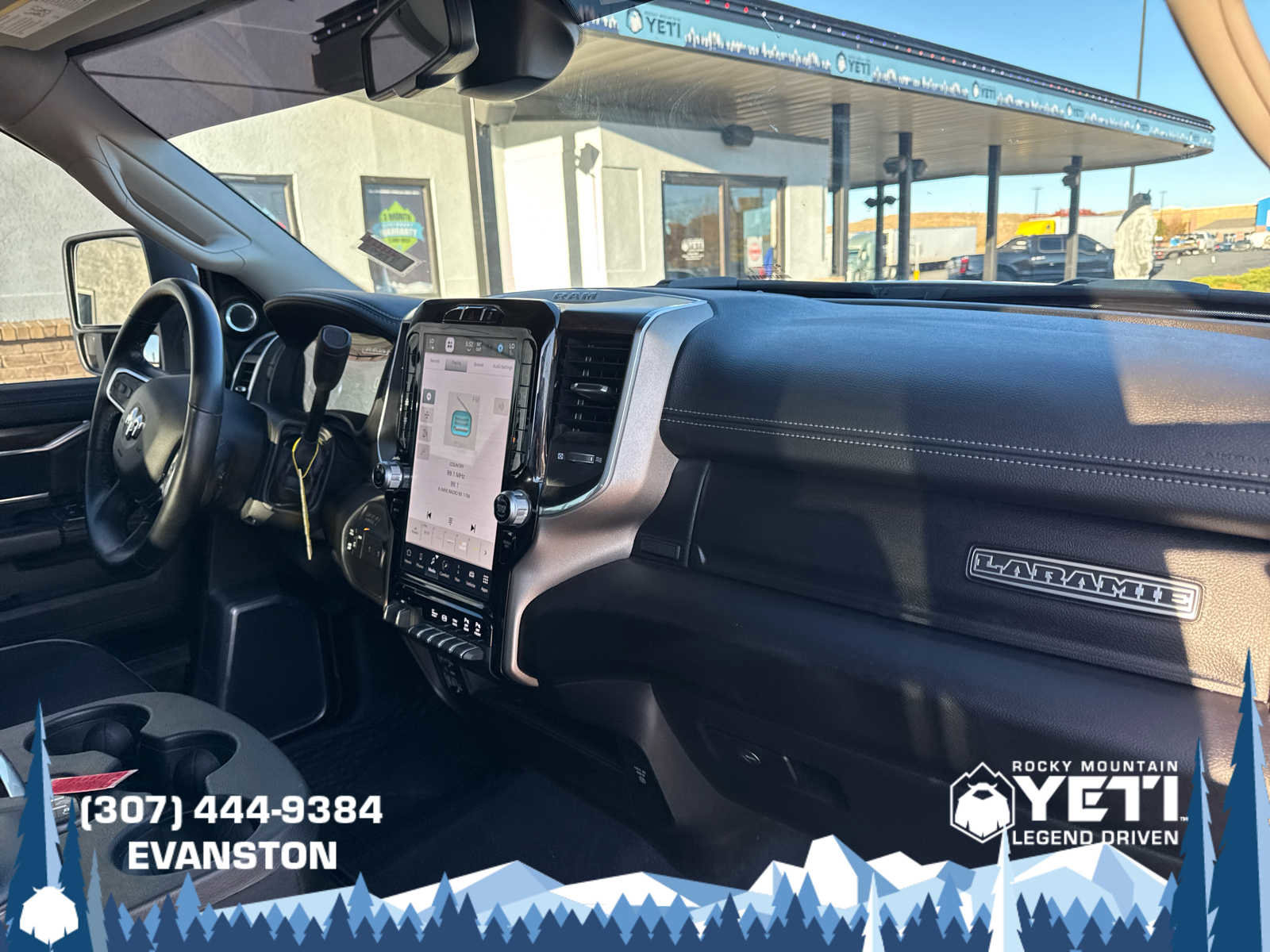 Used 2024 RAM 3500 Laramie image 13