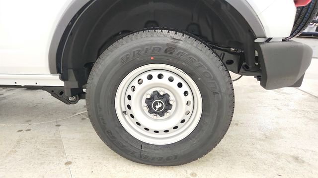 New 2025 Ford Bronco 4-Door image 9