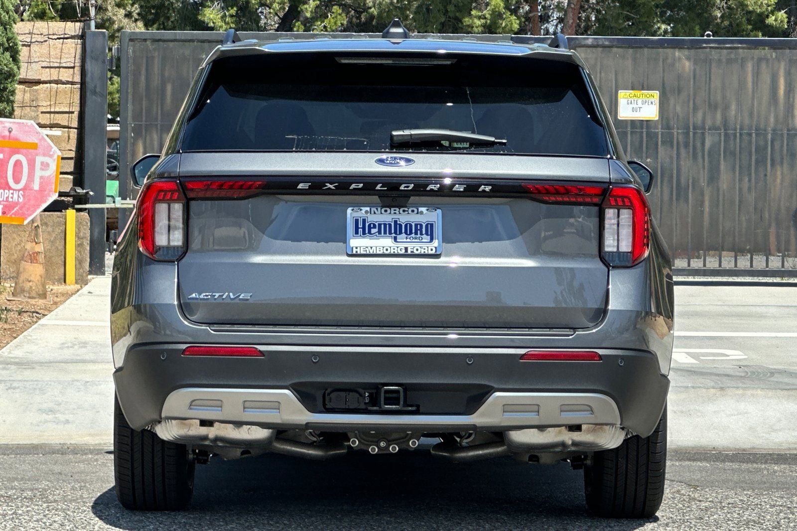 New 2026 Ford Explorer Active RWD image 5