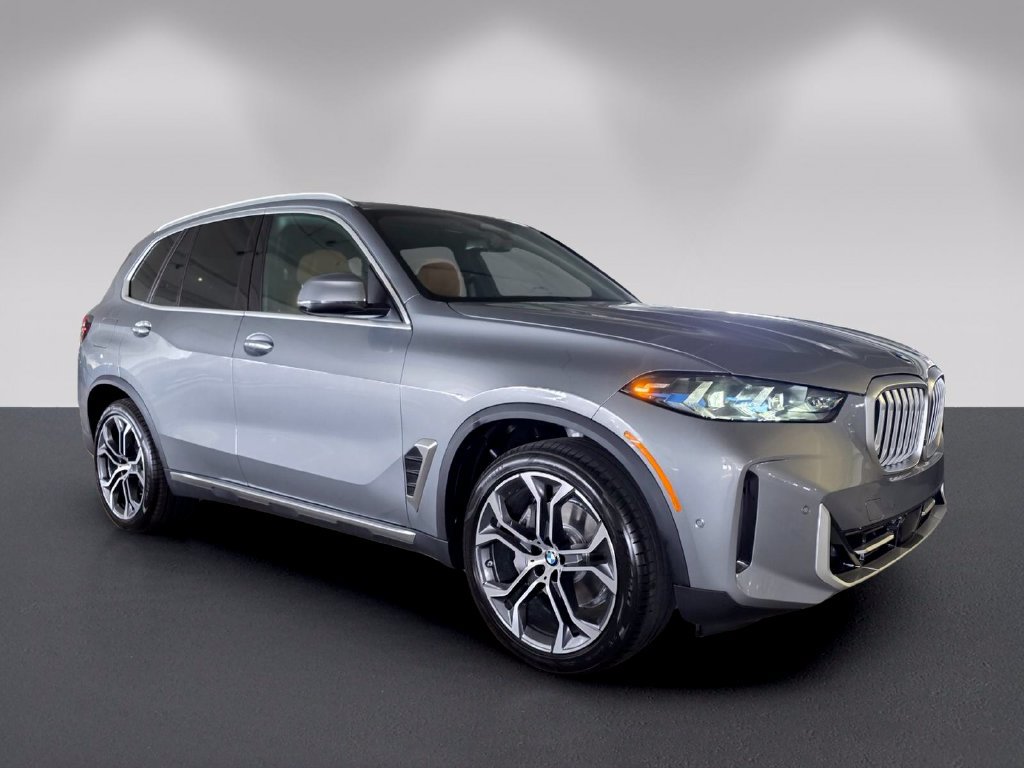 New 2026 BMW X5 xDrive40i w/ Climate Comfort Package