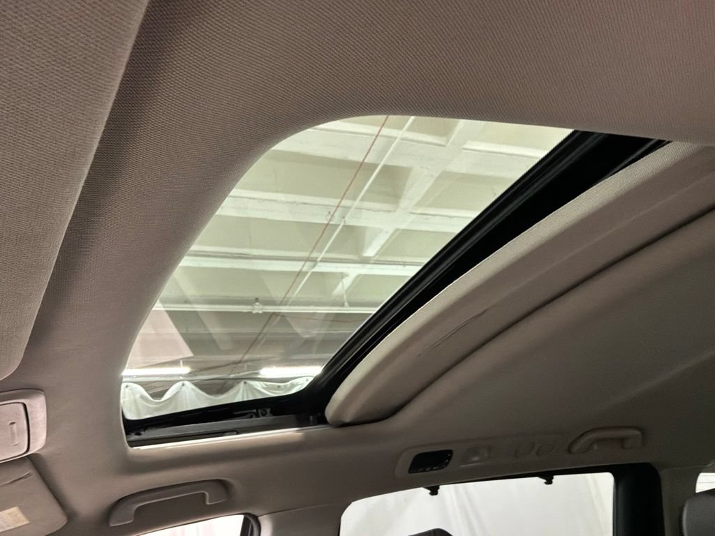Used 2015 Honda Odyssey EX-L image 19
