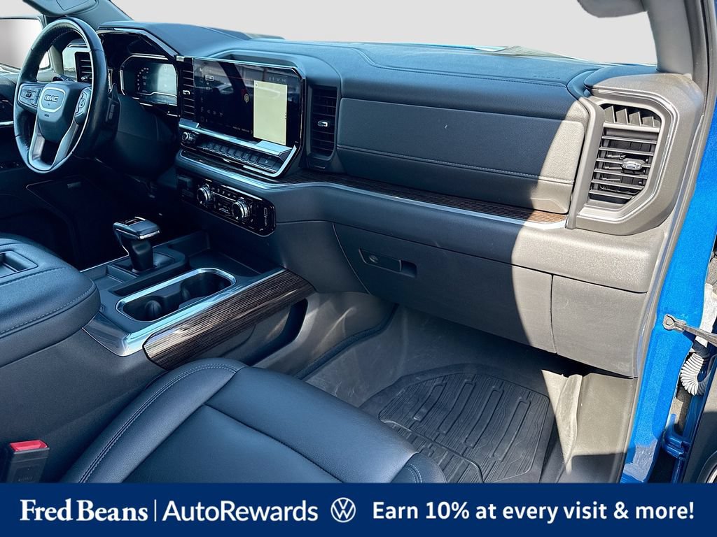 Used 2022 GMC Sierra 1500 Elevation w/ Elevation Premium Package AWD/4WD image 37