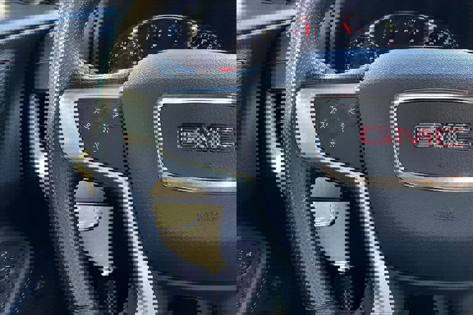 Used 2022 GMC Terrain SLE w/ Driver Convenience Package image 21