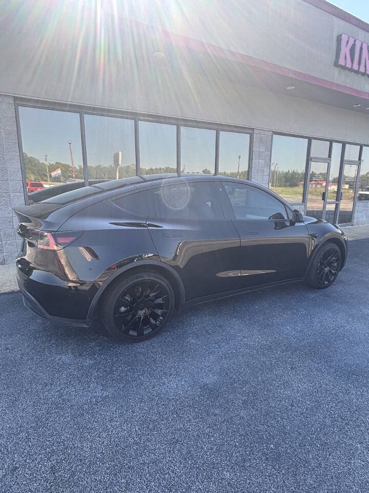 Used 2020 Tesla Model Y Long Range AWD/4WD image 3