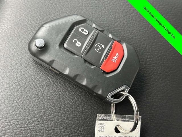 Used 2025 Jeep Gladiator High Tide image 24