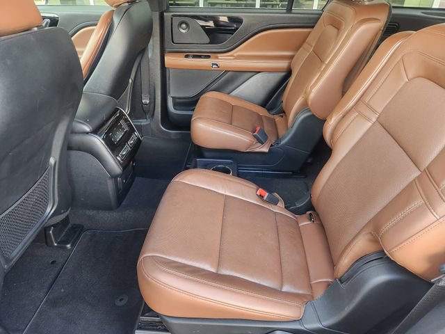 Used 2022 Lincoln Aviator Reserve w/ Elements Package Plus AWD/4WD image 31