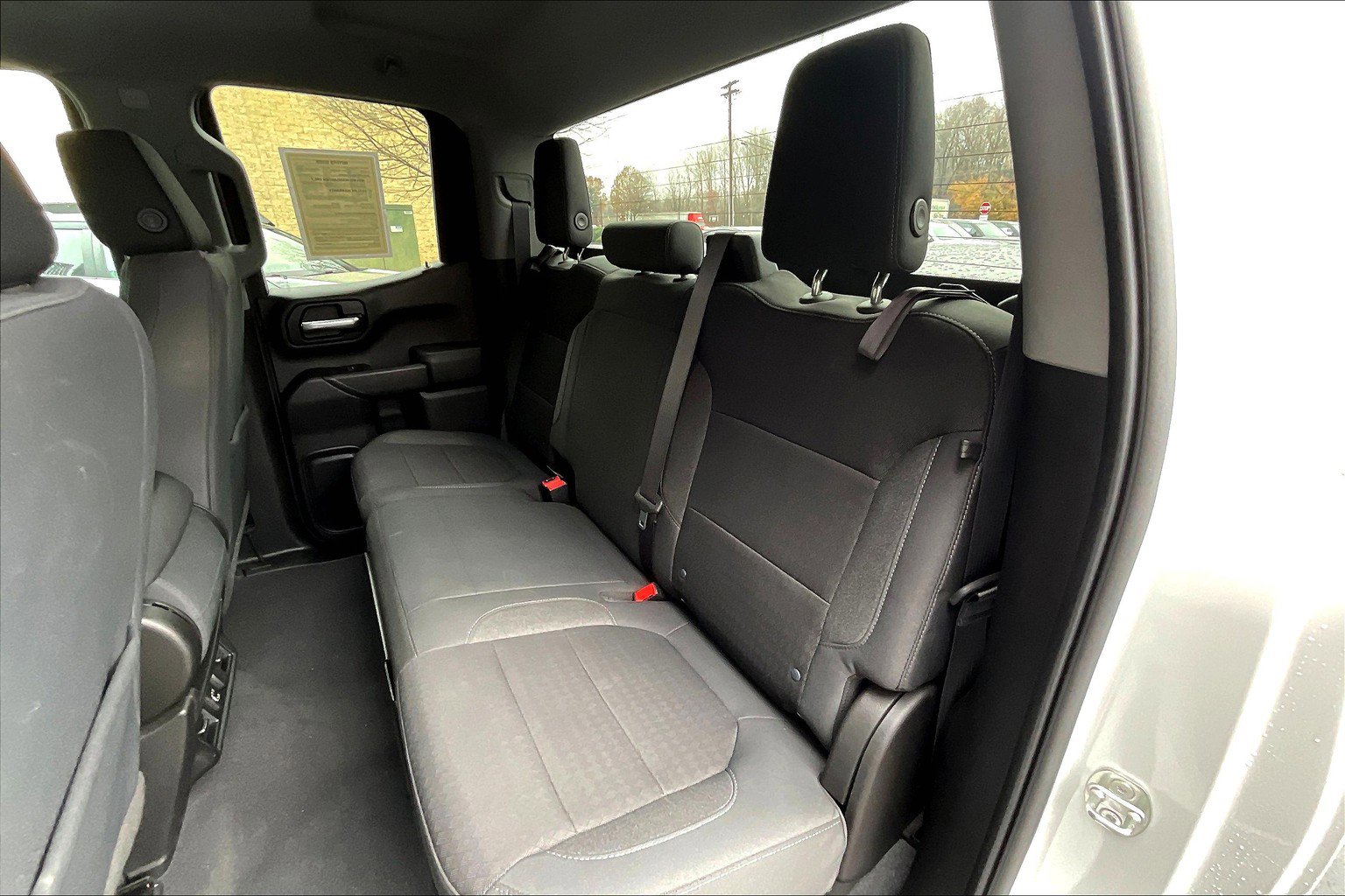 Used 2019 Chevrolet Silverado 1500 LT w/ All-Star Edition AWD/4WD image 30