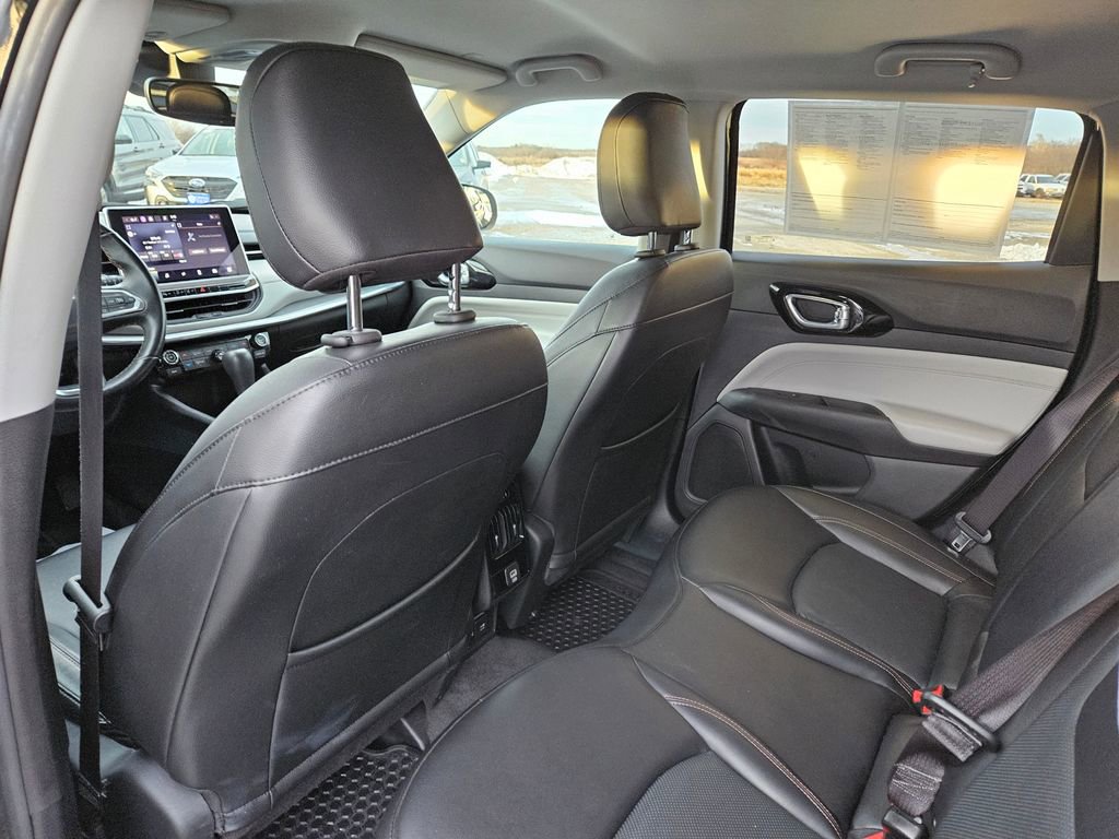 Used 2022 Jeep Compass Limited image 26