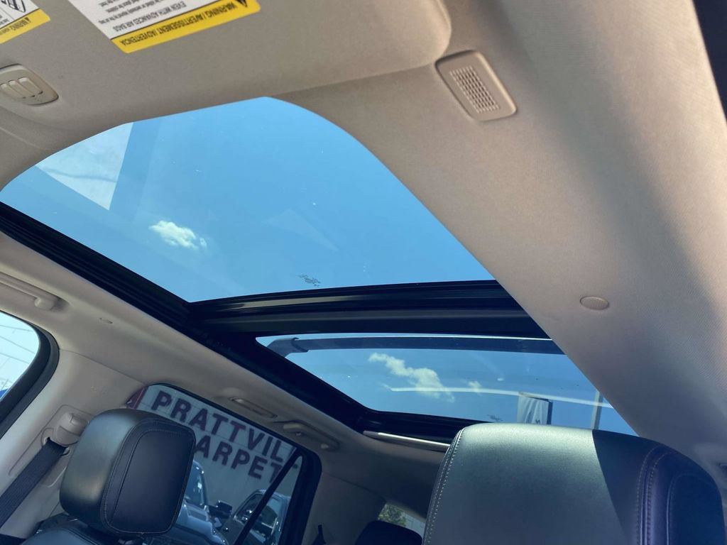 Used 2019 Ford Expedition Platinum AWD/4WD image 24