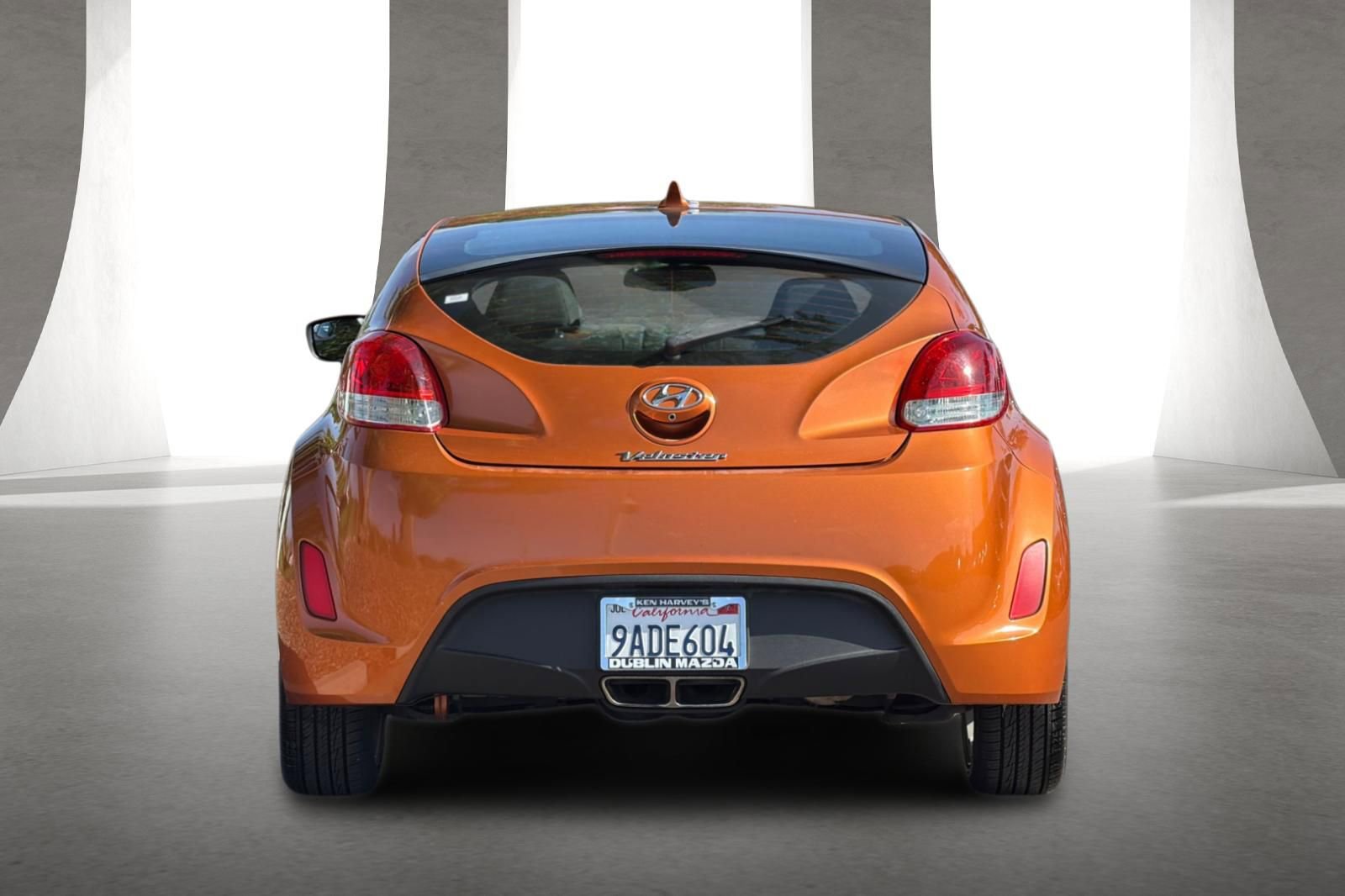 Used 2014 Hyundai Veloster FWD image 5