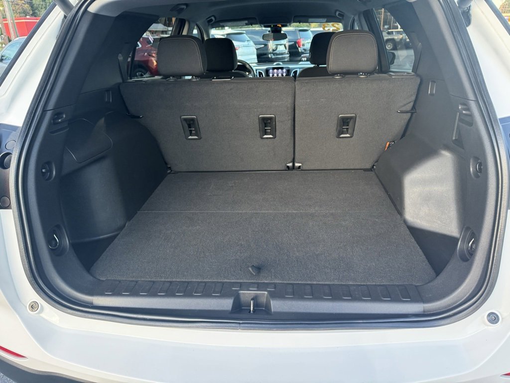 Used 2023 Chevrolet Equinox LT image 25