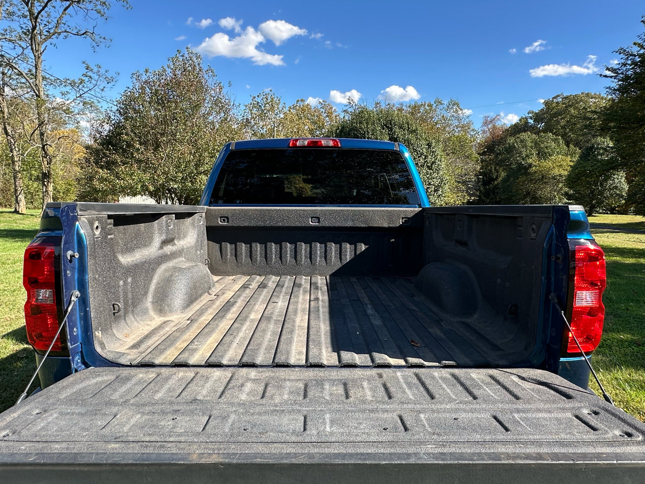 Used 2018 Chevrolet Silverado 1500 LT w/ All Star Edition image 8