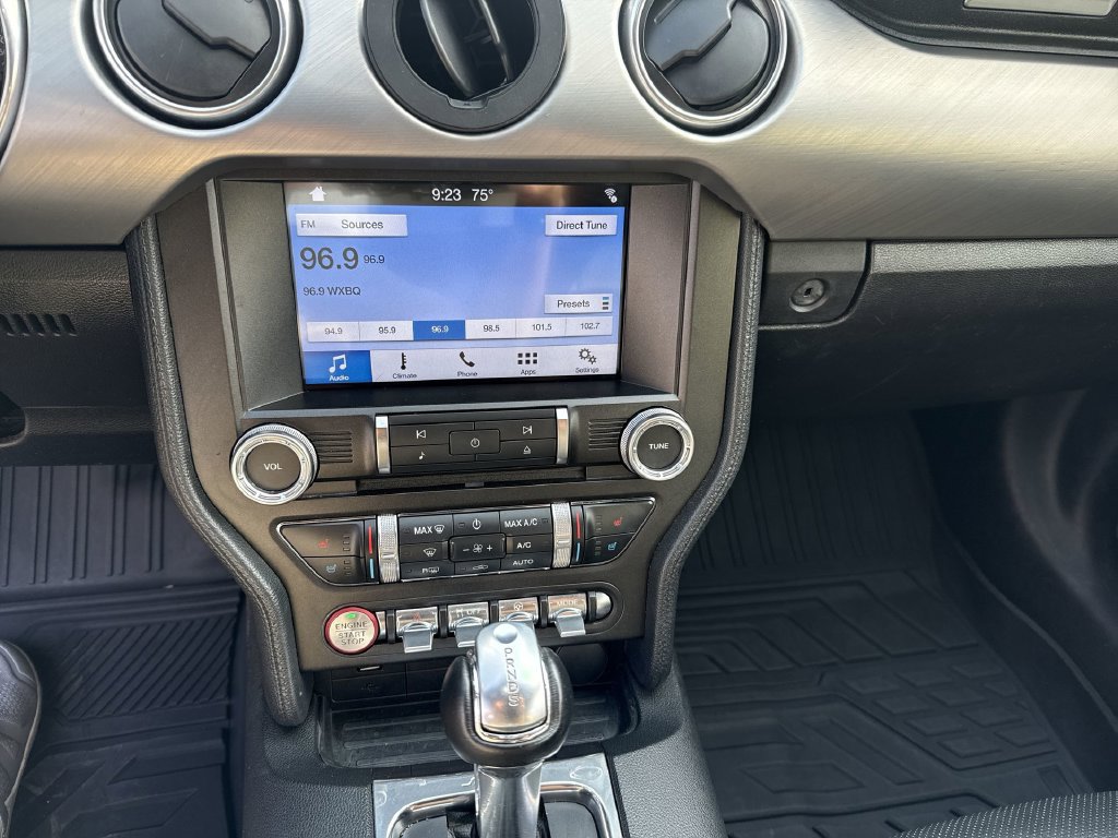 Used 2018 Ford Mustang Premium RWD image 10