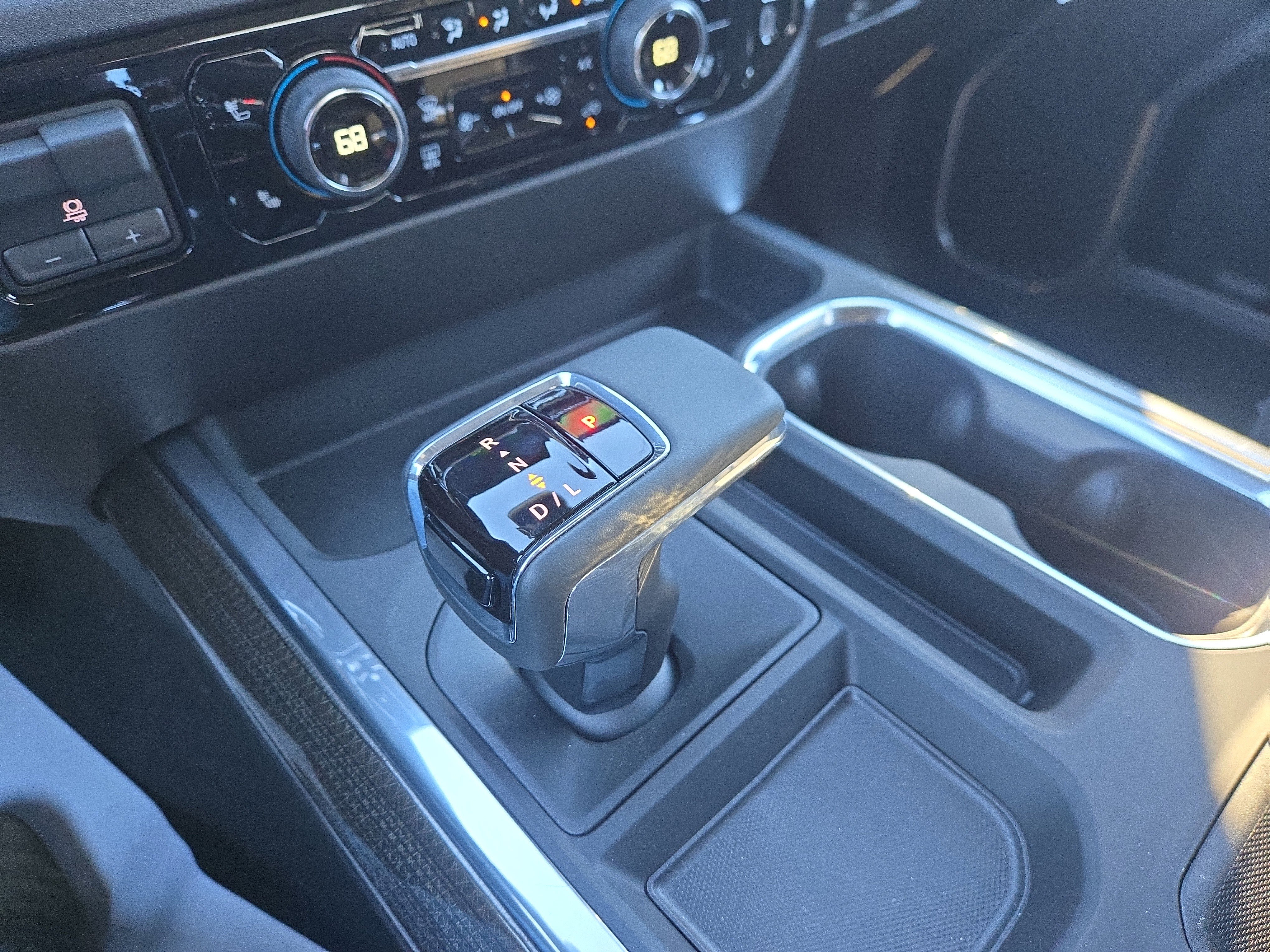 New 2026 Chevrolet Silverado 1500 RST w/ Z71 Off-Road Package image 23