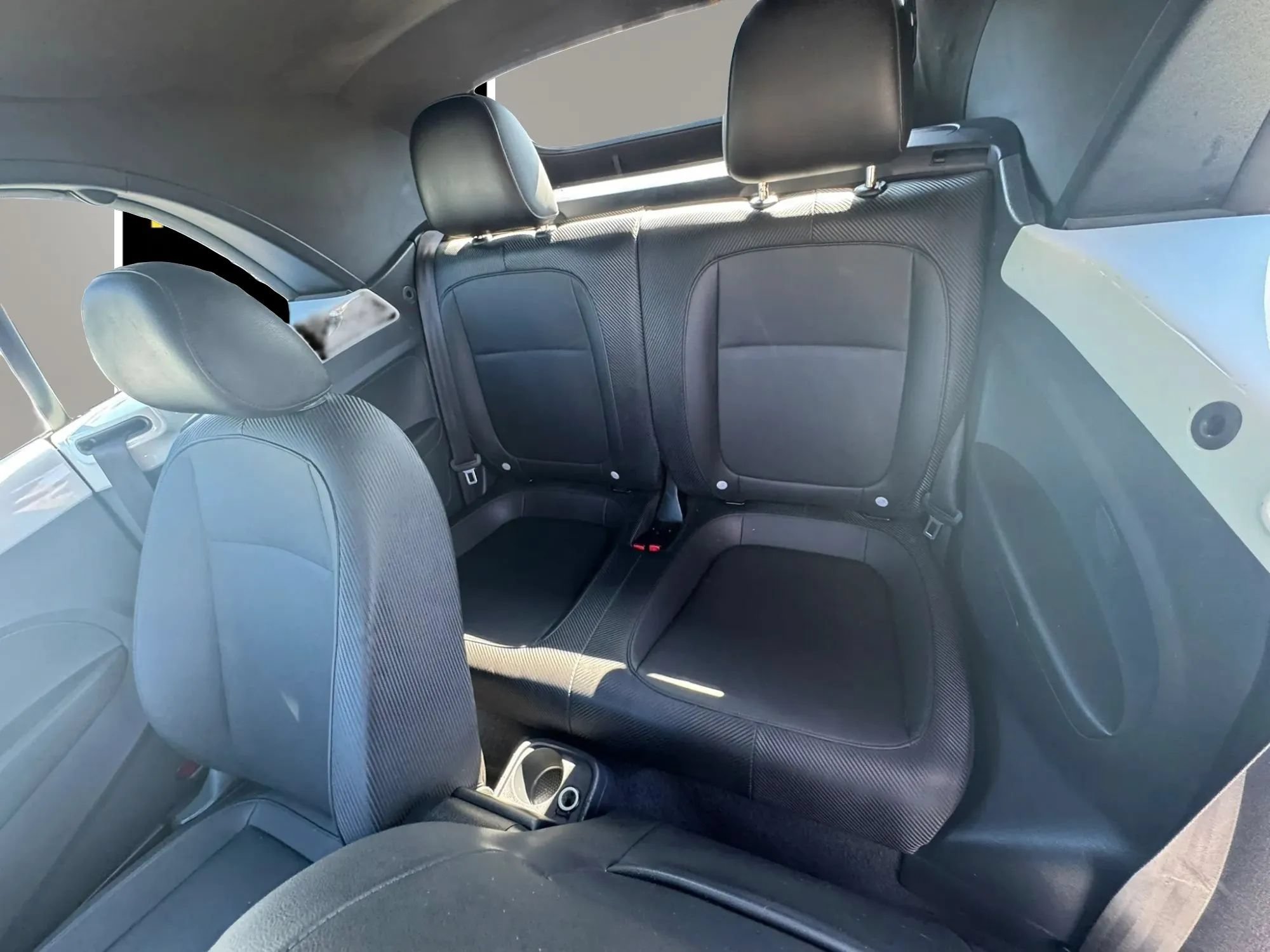 Used 2014 Volkswagen Beetle 2.5 FWD image 10