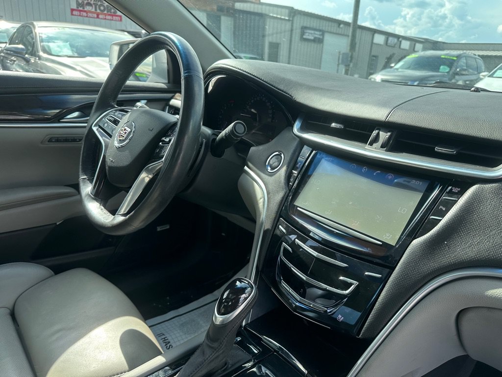 Used 2013 Cadillac XTS Luxury w/ Driver Awareness Package FWD image 8