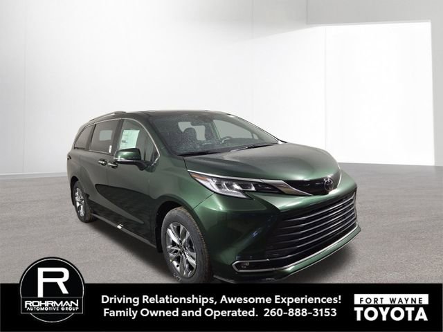 New 2026 Toyota Sienna Limited image 4