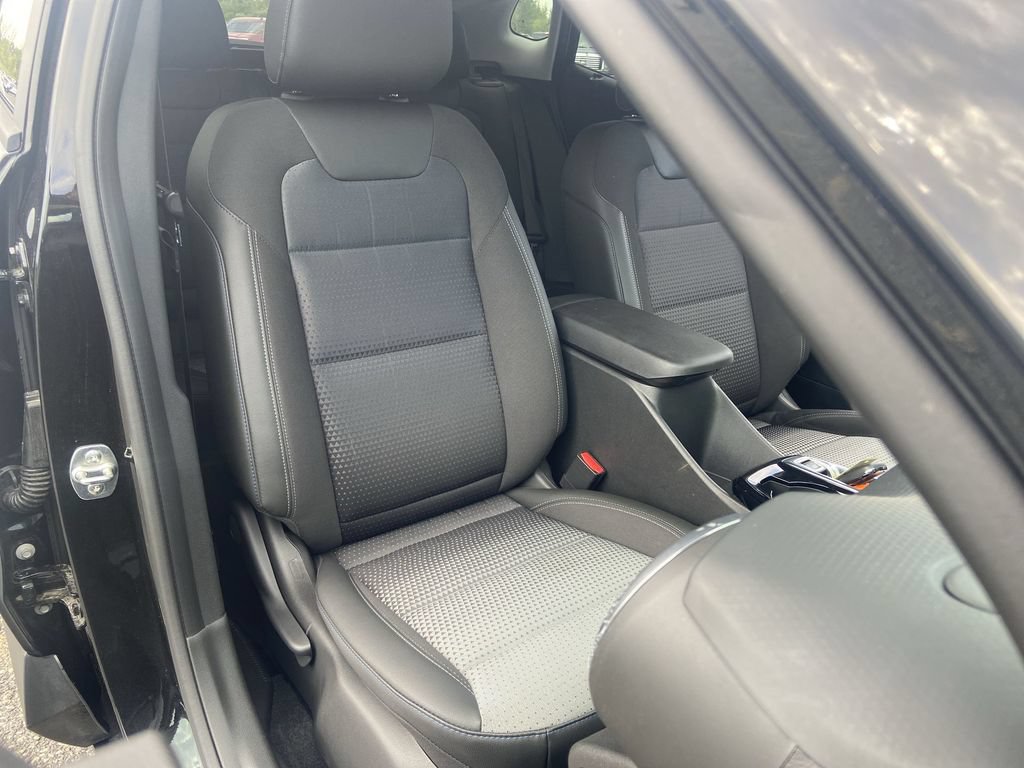 Certified 2024 Chevrolet Trax LT FWD image 26