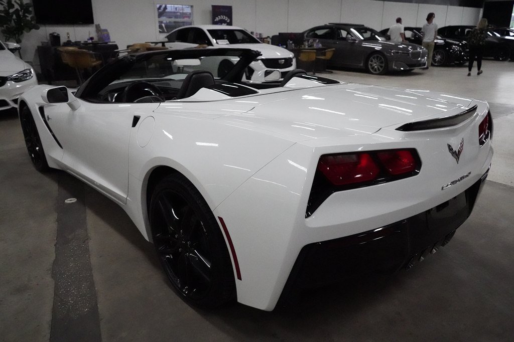 Used 2019 Chevrolet Corvette Stingray Convertible w/ 2LT Preferred Equipment Group RWD image 10